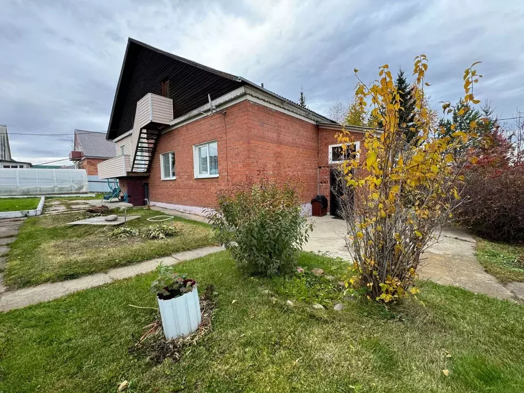 Дом в Иркутская область, Иркутский муниципальный округ, д. Малая ... - Фото 1