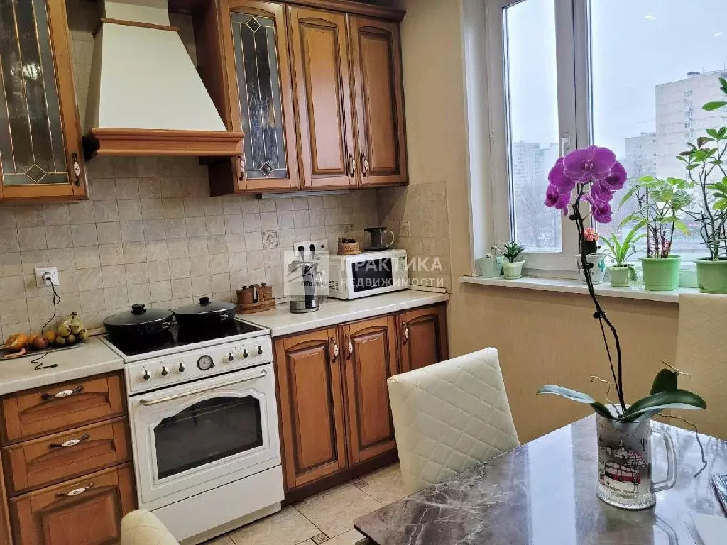 Продается 3-комнатная квартира - Фото 1