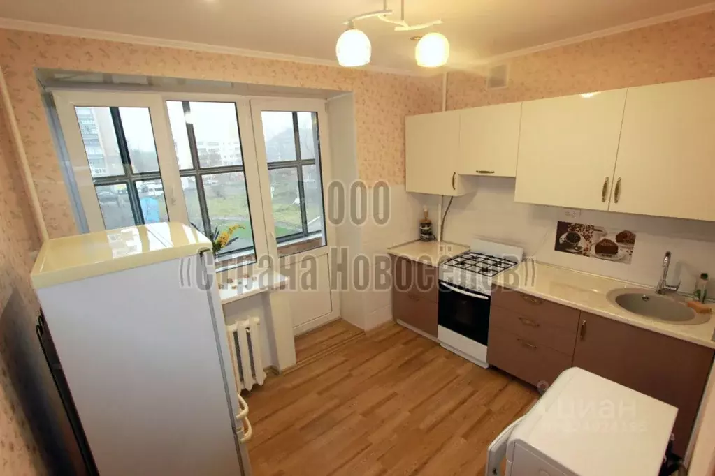 2-к кв. Мордовия, Саранск Коммунистическая ул., 73 (56.2 м) - Фото 1