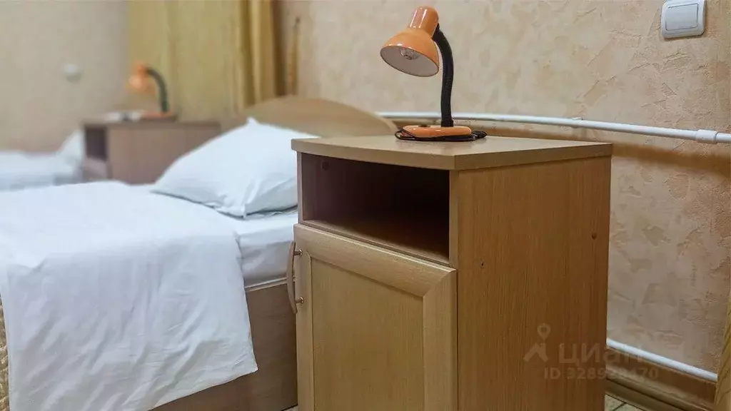 Комната Орловская область, Орел пл. Привокзальная, 1 (18.0 м) - Фото 1