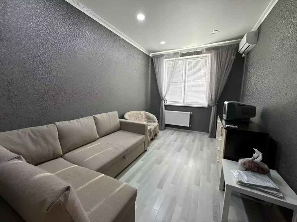 1-к кв. Краснодарский край, Крымск ул. Маршала Жукова, 48Е (38.0 м) - Фото 0