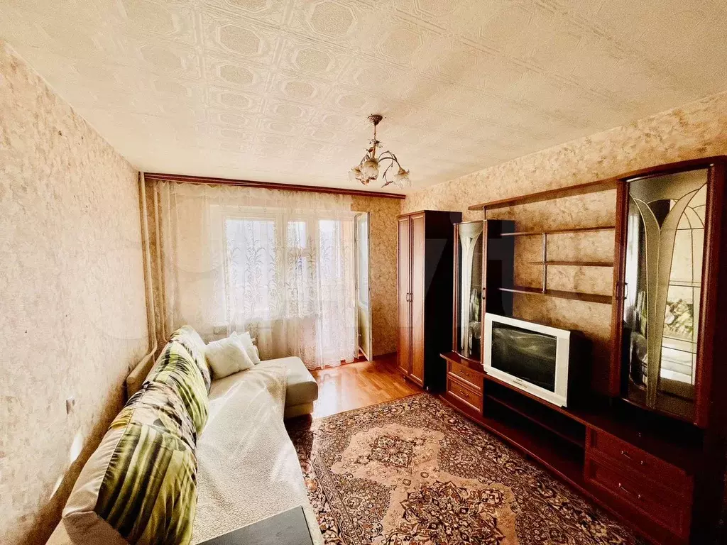 1-к. квартира, 38 м, 7/10 эт. - Фото 1
