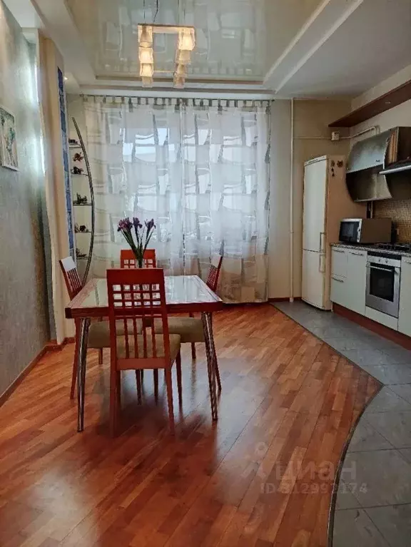 3-к кв. Нижегородская область, Нижний Новгород Большая Покровская ул., ... - Фото 1