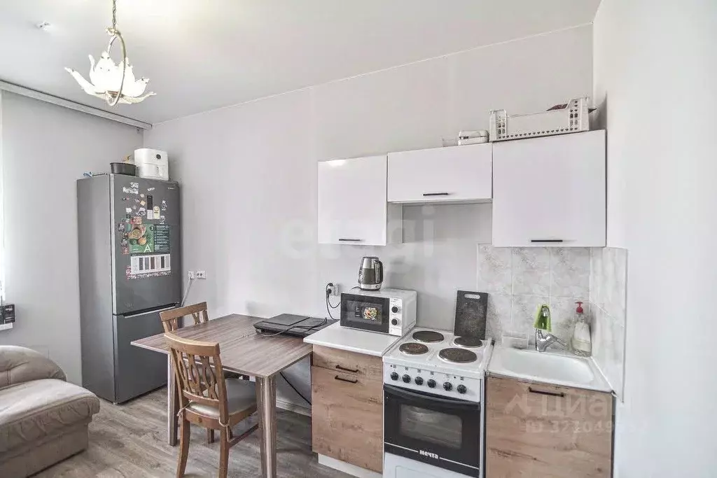 2-к кв. Сахалинская область, Южно-Сахалинск ул. Имени Н.Г. Смирнова, 9 ... - Фото 1