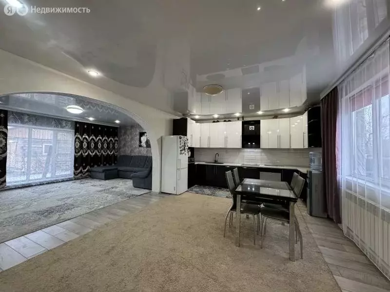 Дом в Абакан, улица имени Игоря Ахпашева, 4 (203 м) - Фото 2