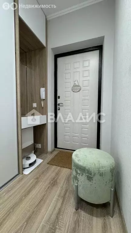 1-комнатная квартира: Лобня, Центральная улица, 4 (56.6 м) - Фото 2