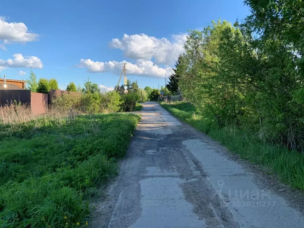 Участок в Московская область, Сергиево-Посадский городской округ, д. ... - Фото 1