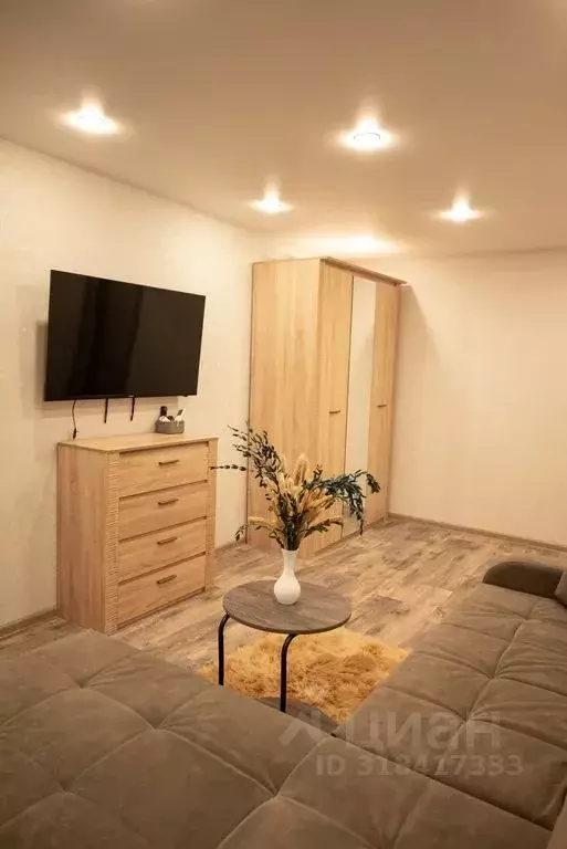1-к кв. Иркутская область, Усть-Илимск ул. Героев Труда, 29 (28.0 м) - Фото 0