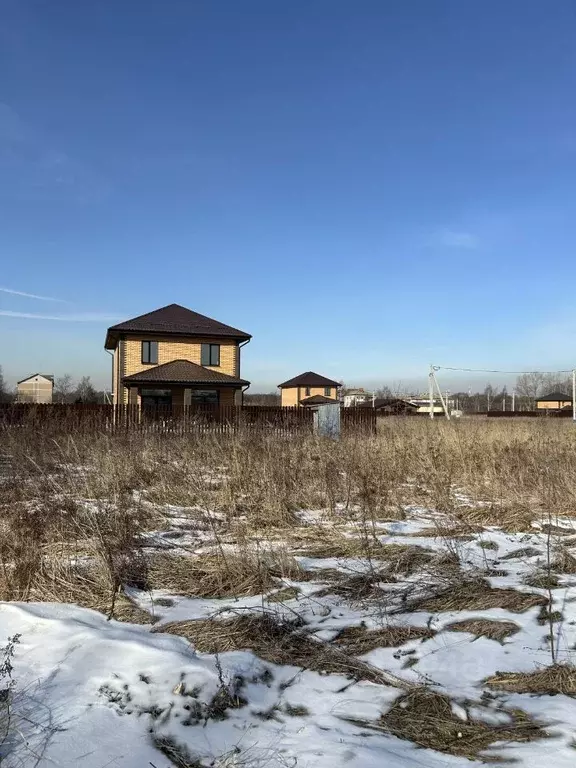 Участок в Московская область, Раменский муниципальный округ, д. ... - Фото 0