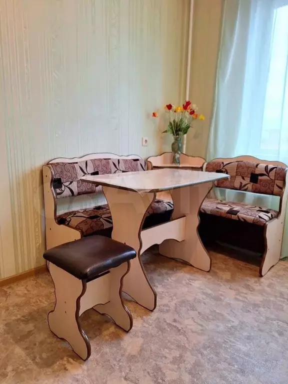 1-к. квартира, 50 м, 4/9 эт. - Фото 1
