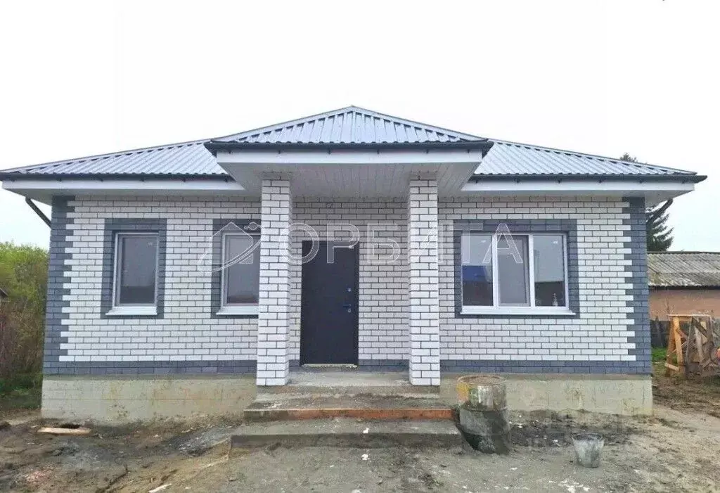 Дом в Тюменская область, Тюменский муниципальный округ, Винзили рп, ... - Фото 1