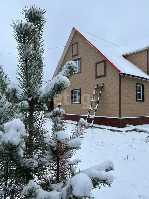 Дом в Коми, Ижемский район, с. Ижма ул. Хатанзейского, 62А (102 м) - Фото 0