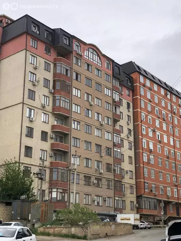 2-комнатная квартира: Махачкала, улица Хуршилова, 15 (73 м) - Фото 0
