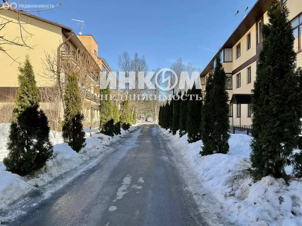 1-комнатная квартира: посёлок городского типа Зеленоградский, ... - Фото 2