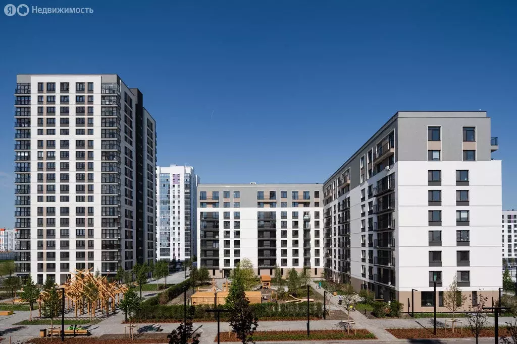 1-комнатная квартира: Тюмень, улица Николая Ростовцева, 22 (37.8 м) - Фото 1