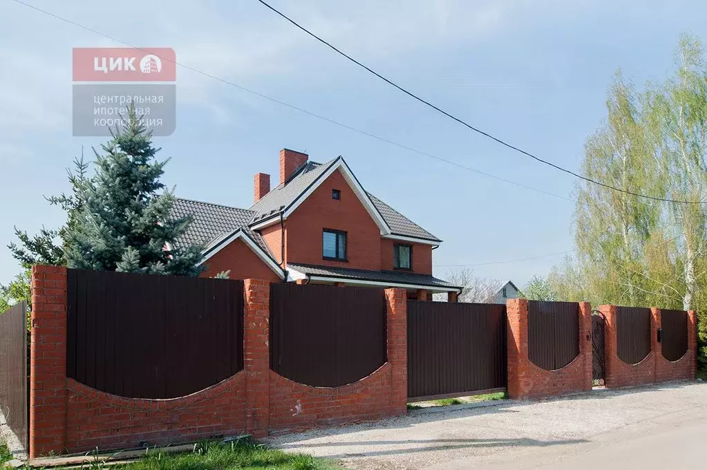 Дом в Рязанская область, Рязанский район, Полянское с/пос, с. Поляны ... - Фото 0