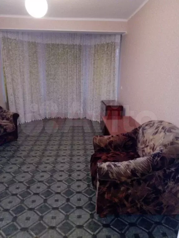 1-к. квартира, 40 м, 1/5 эт. - Фото 1