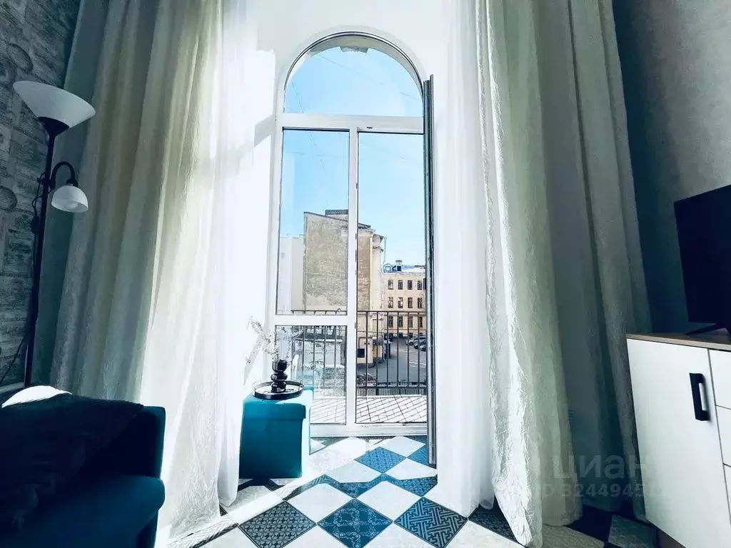 Студия Санкт-Петербург Коломенская ул., 7 (26.0 м) - Фото 1