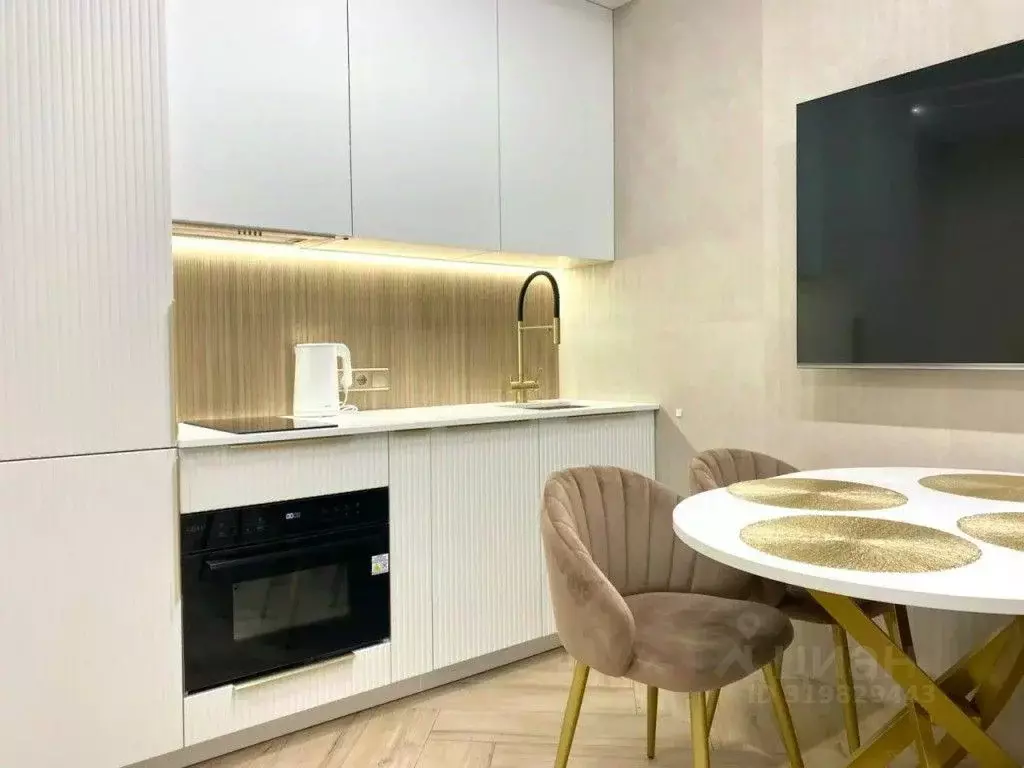 1-к кв. Татарстан, Казань ул. Алексея Козина, 8 (30.0 м) - Фото 1