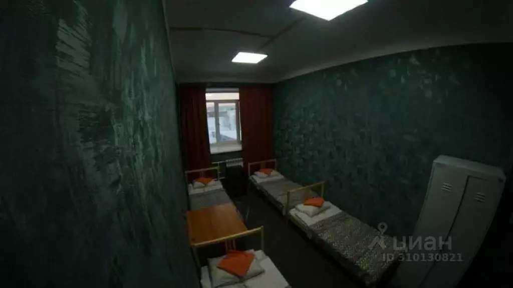 Комната Мурманская область, Кировск Лабораторная ул., 4 (10.0 м) - Фото 0