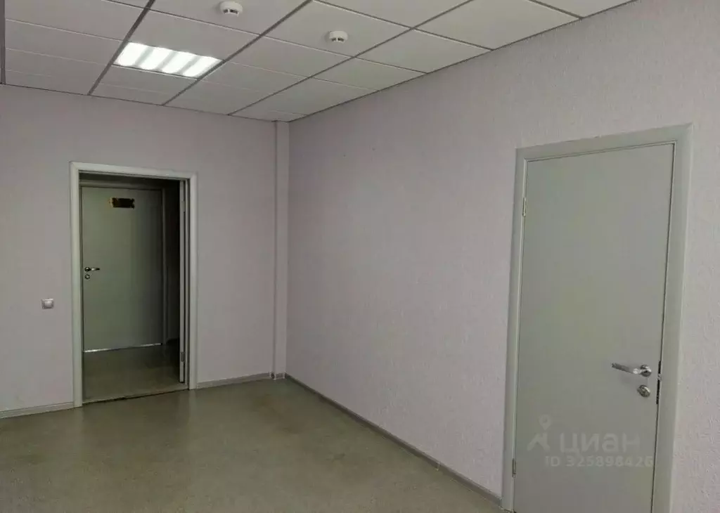 Офис в Челябинская область, Челябинск Свердловский просп., 84Б (17 м) - Фото 1