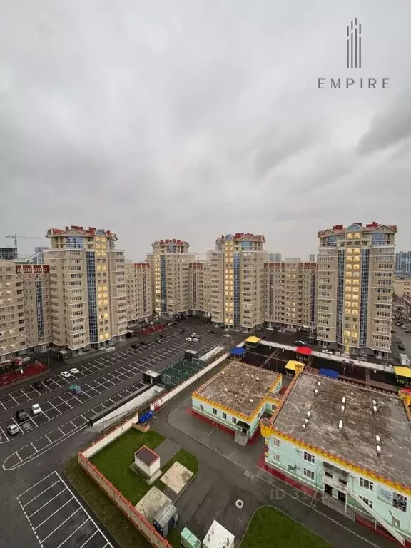 2-к кв. Чеченская республика, Грозный ул. Мира, 52Ак1 (76.0 м) - Фото 0