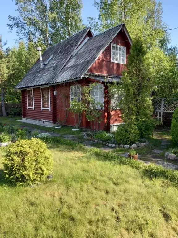 Дом в Ленинградская область, Выборгский район, Рощинское городское ... - Фото 1