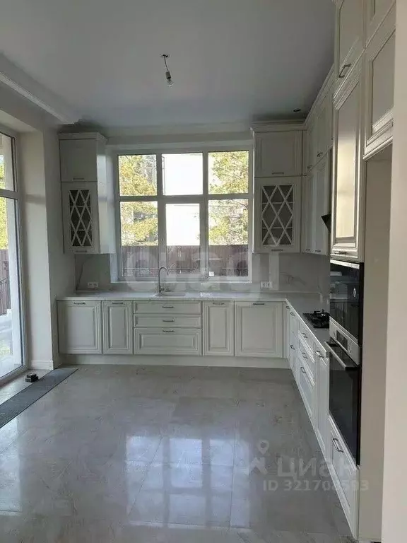 Дом в Воронежская область, Рамонский район, Айдаровское с/пос, с. ... - Фото 1