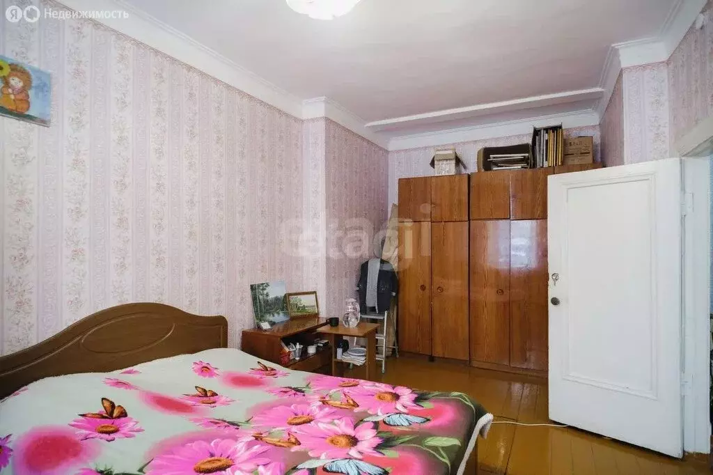 4-комнатная квартира: Комсомольск-на-Амуре, улица Орджоникидзе, 11 ... - Фото 0