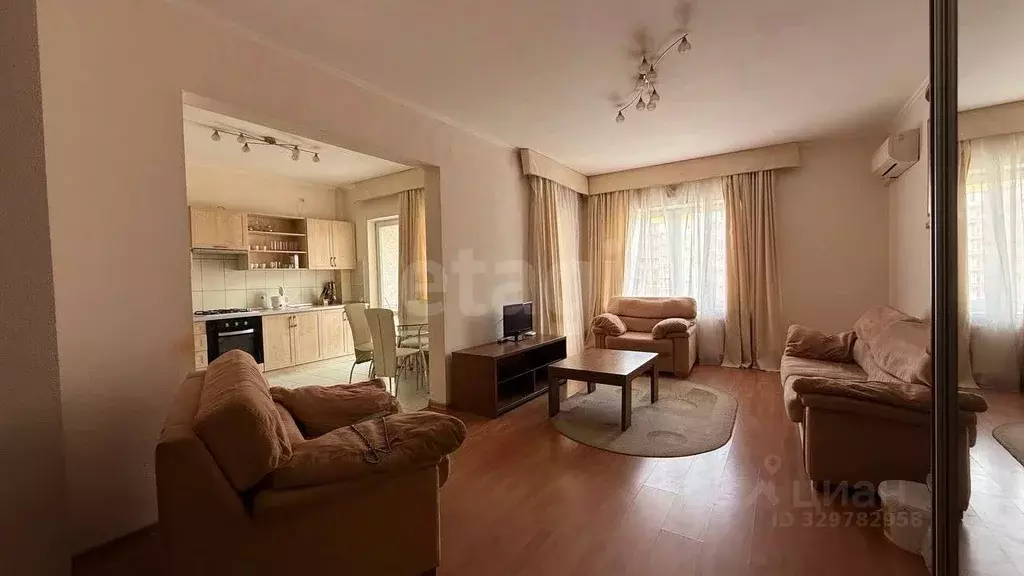 2-к кв. Крым, Симферополь ул. Киевская (68.0 м) - Фото 1
