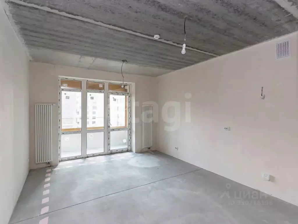 Студия Тюменская область, Тюмень ул. Эльвиры Федоровой, 1 (30.6 м) - Фото 1