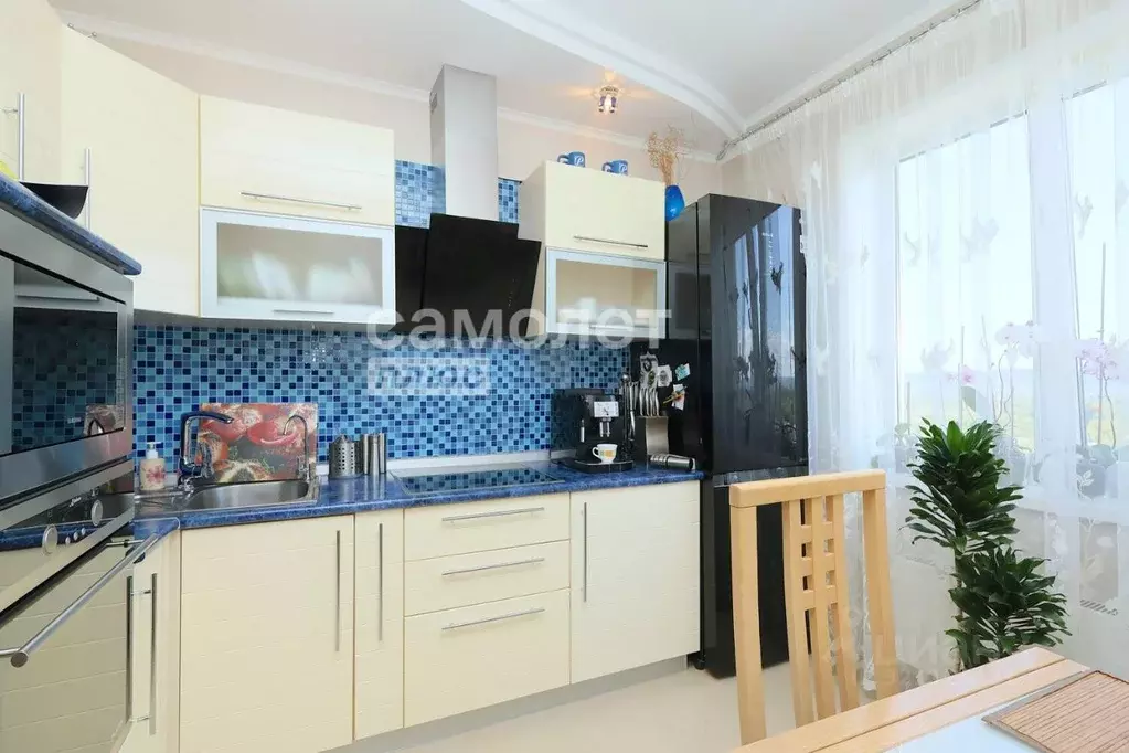 2-к кв. Кемеровская область, Кемерово Комсомольский просп., 27 (51.3 ... - Фото 2