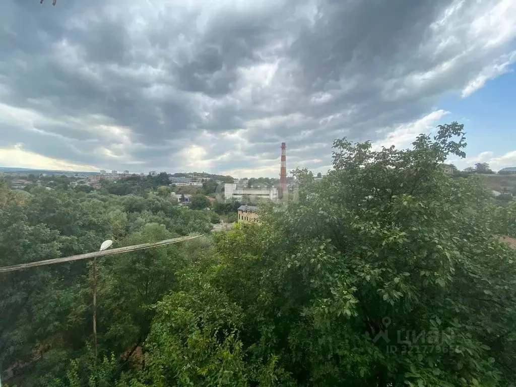 3-к кв. Ставропольский край, Кисловодск Зеркальный пер. (68.2 м) - Фото 1