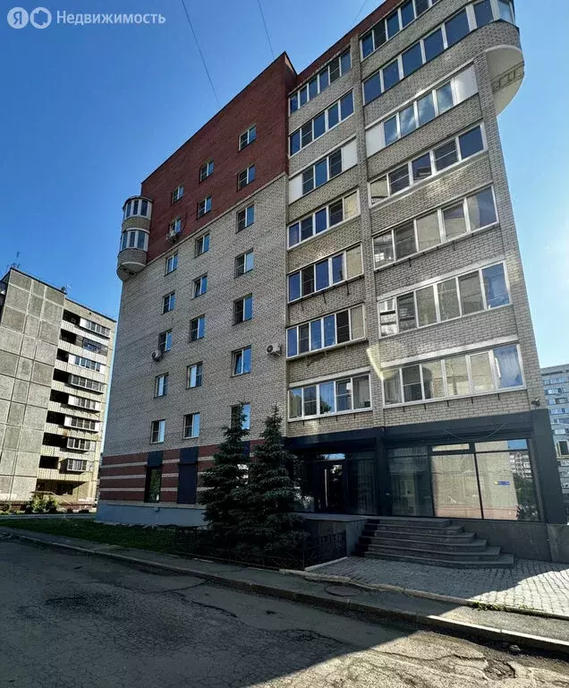 5-комнатная квартира: Челябинск, Салютная улица, 23Б (102.9 м) - Фото 0