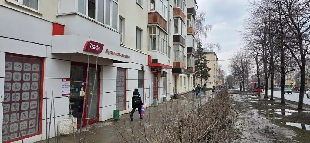 Торговая площадь в Татарстан, Казань ул. Сибирский Тракт, 15 (50 м) - Фото 0