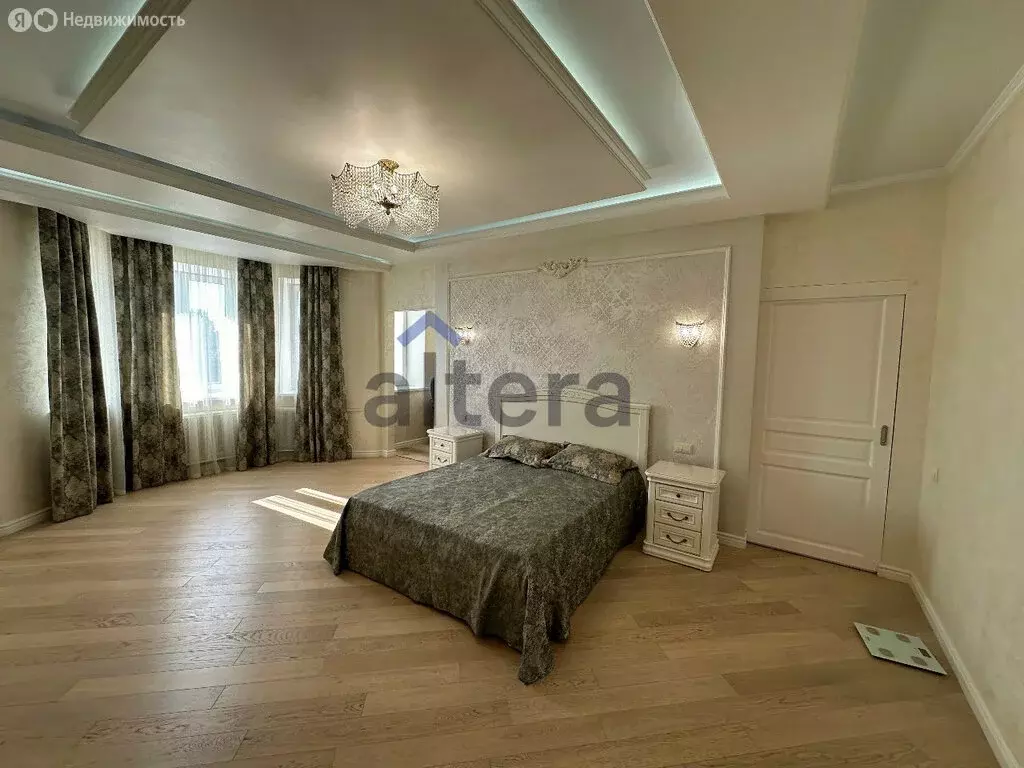 4-комнатная квартира: Казань, улица Николая Ершова, 49В (170 м) - Фото 1