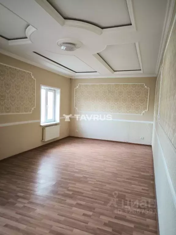 Дом в Крым, Симферопольский район, с. Доброе ул. Центральная (350 м) - Фото 1