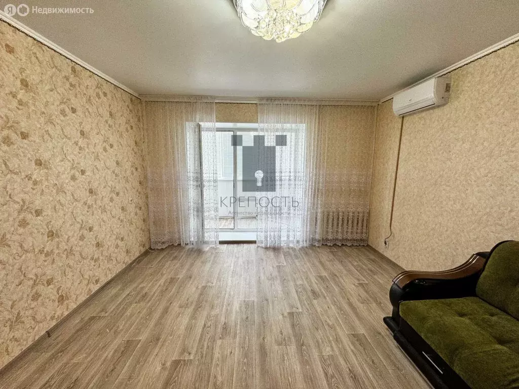 2-комнатная квартира: Мелеуз, улица Бурангулова, 15 (60.7 м) - Фото 1