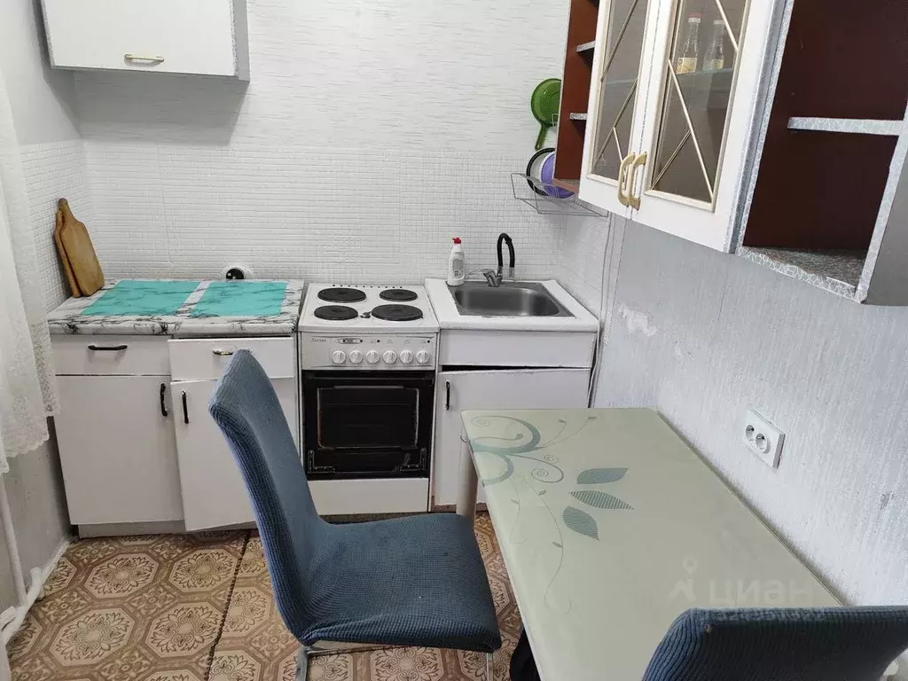 2-к кв. Тюменская область, Тюмень ул. Космонавтов, 33А (42.0 м) - Фото 2