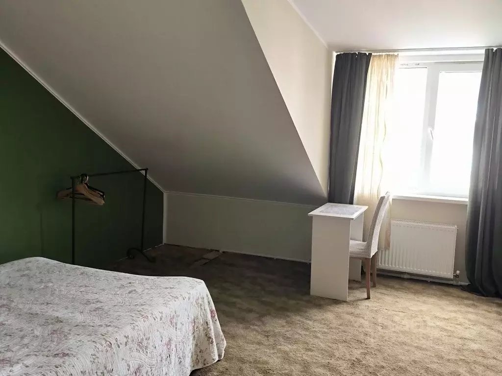 Комната Краснодарский край, Геленджик ул. Фрунзе, 12 - Фото 1