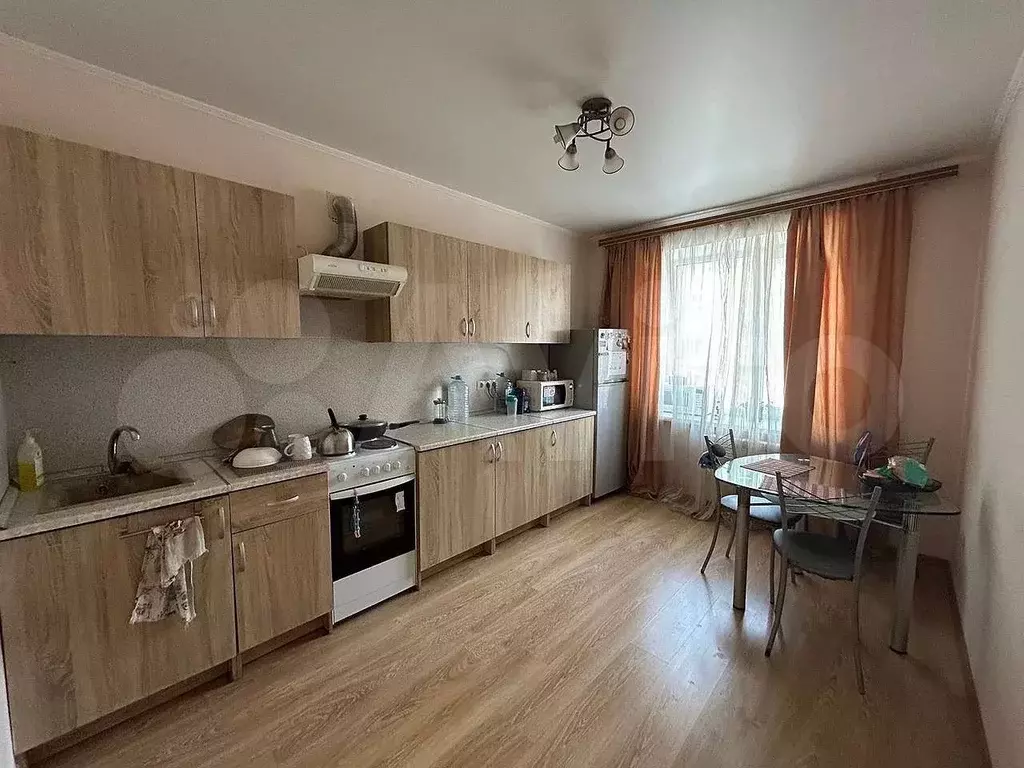 1-к. квартира, 40 м, 8/11 эт. - Фото 0