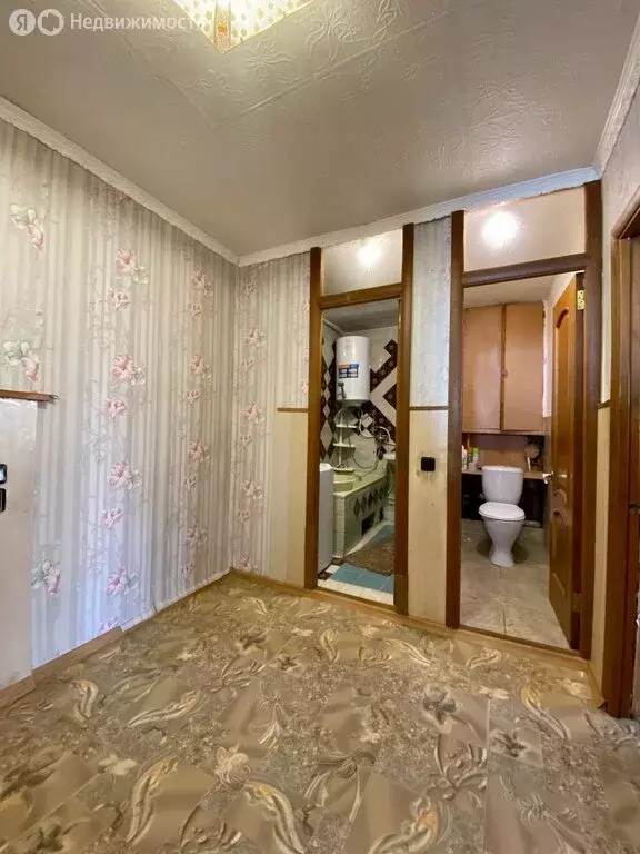 3-комнатная квартира: Ялта, улица Крупской, 21 (75 м) - Фото 1