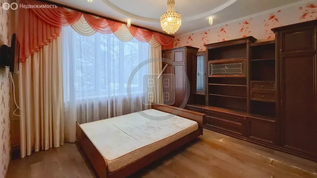 3-комнатная квартира: Калуга, Социалистическая улица, 8 (73.1 м) - Фото 2