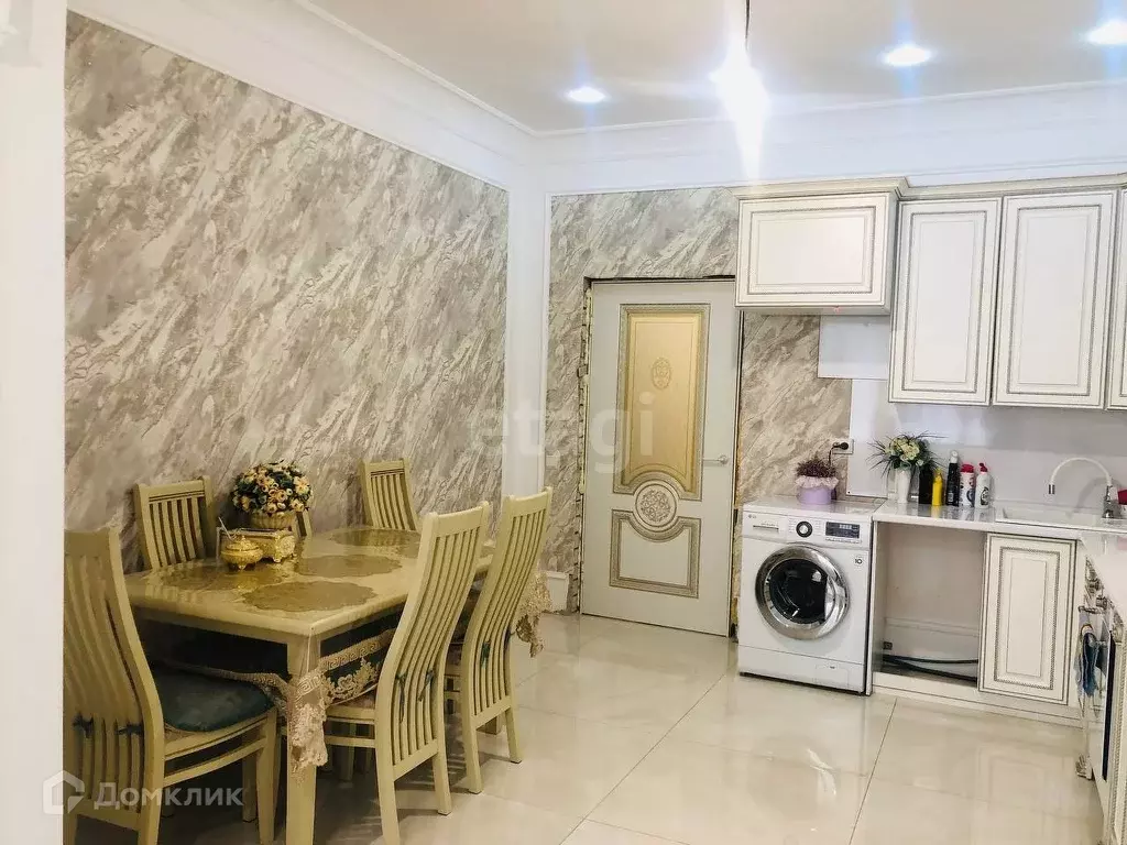 Продаётся 2-к квартира, 112 м - Фото 1