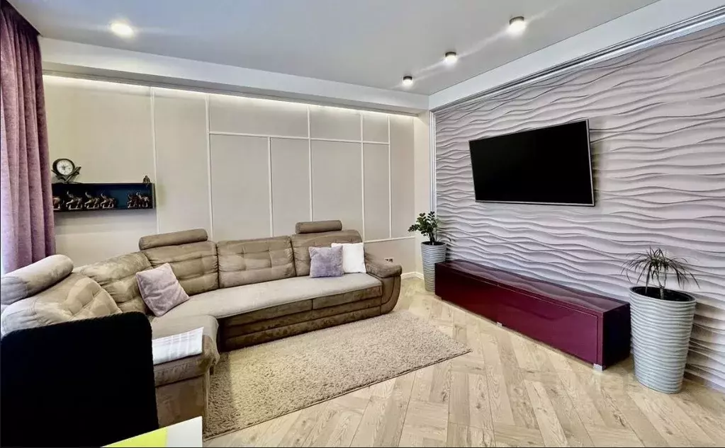 3-к кв. Кировская область, Киров ул. Героя Ивана Костина, 1 (70.0 м) - Фото 1