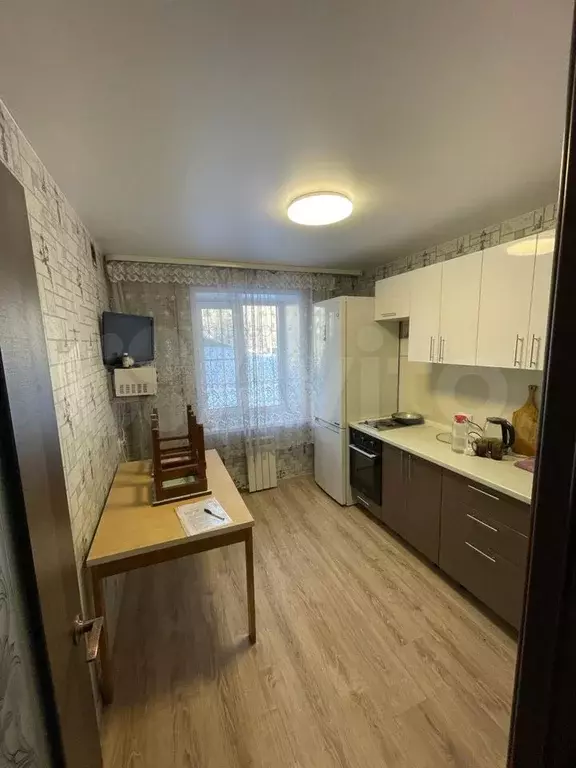 2-к. квартира, 56м, 1/5эт. - Фото 1