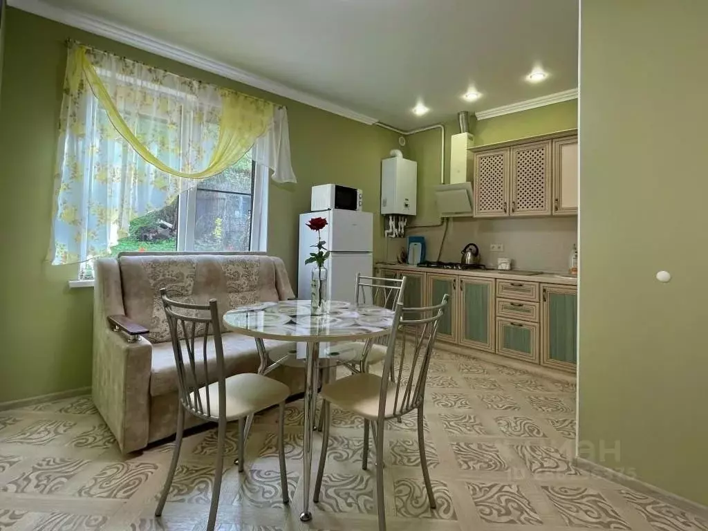 1-к кв. Ставропольский край, Кисловодск ул. Профинтерна, 30/1 (29.0 м) - Фото 0
