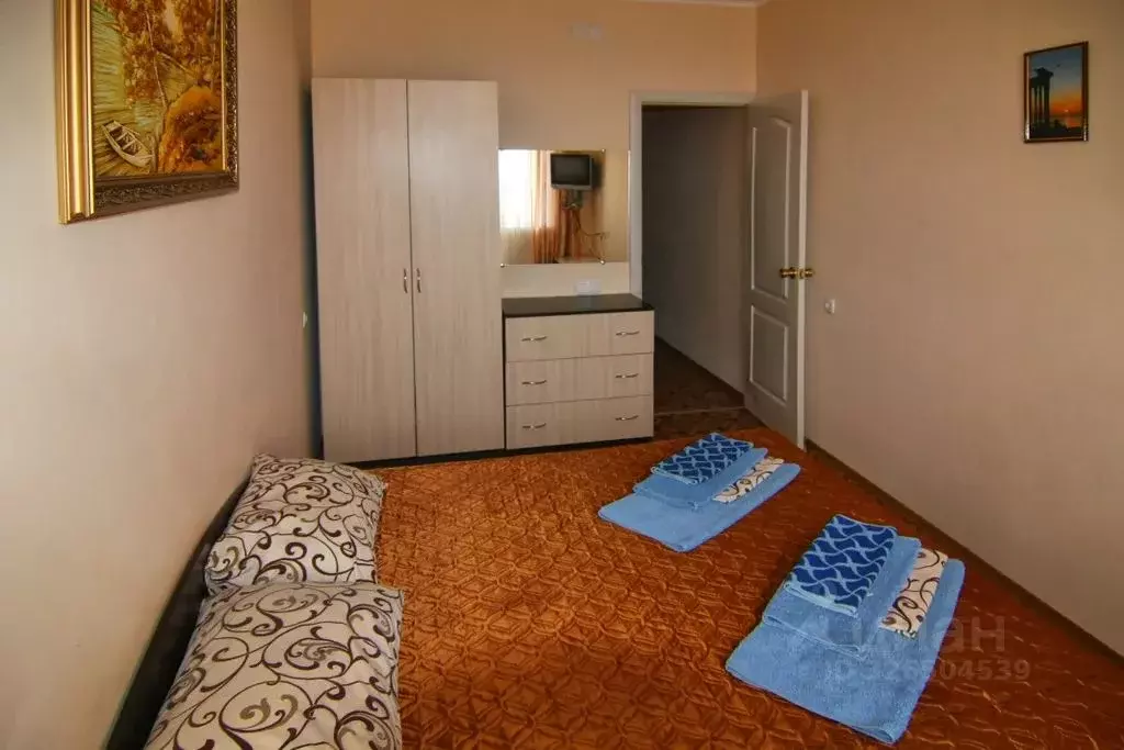 Комната Крым, Сакский район, Молочненское с/пос, с. Витино ул. ... - Фото 2