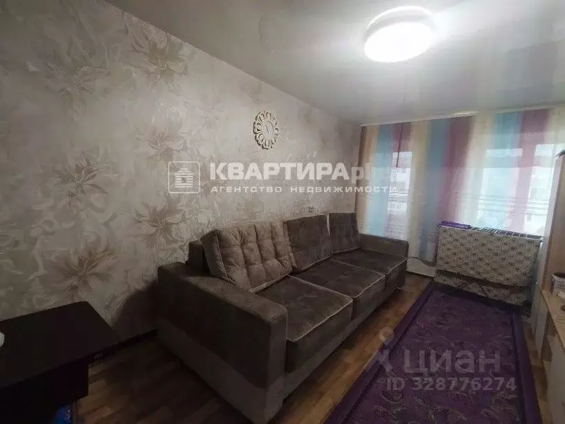 1-к кв. Свердловская область, Кировградский муниципальный округ, пос. ... - Фото 1