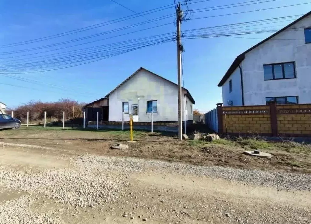 Дом в Крым, Симферопольский район, Трудовское с/пос, с. Строгоновка ... - Фото 0